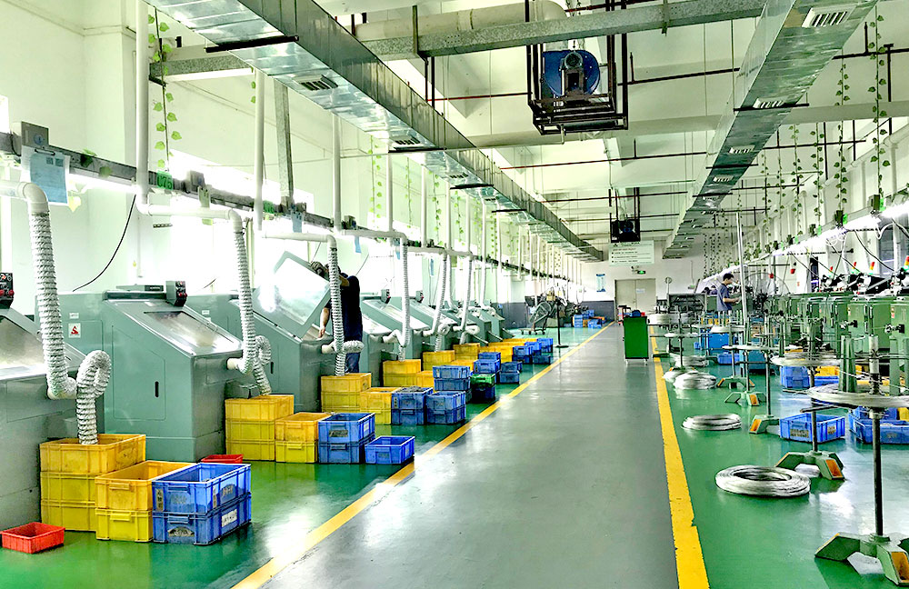 陽(yáng)昶精密制造螺絲車間